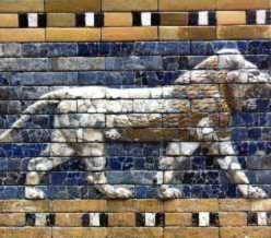 Lion Porte d'Ishtar Babylone.jpg